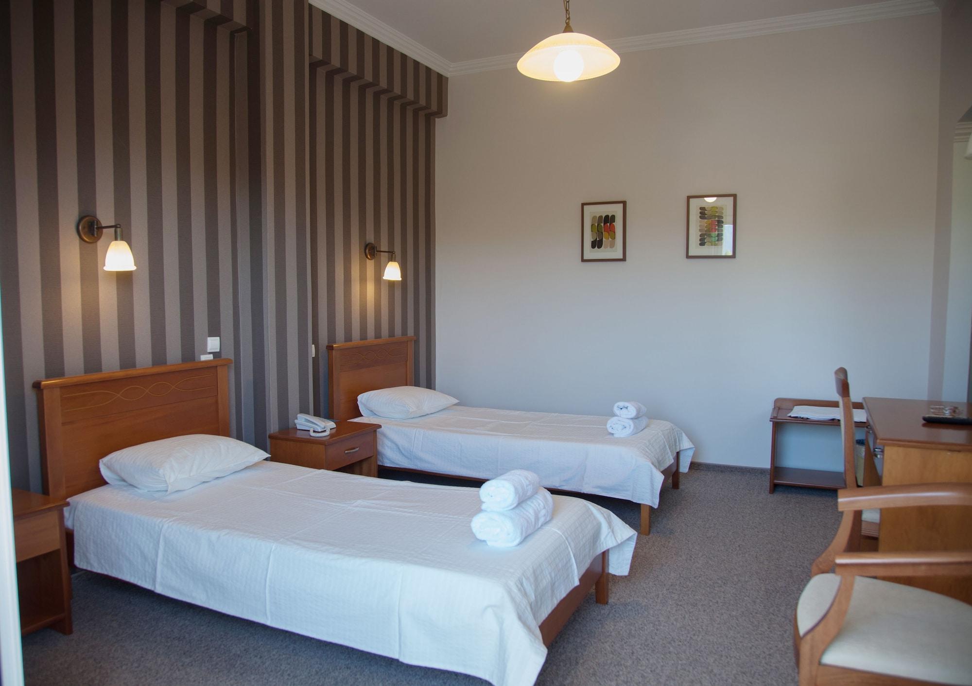 Hotel Liberty Missolonghi Ngoại thất bức ảnh