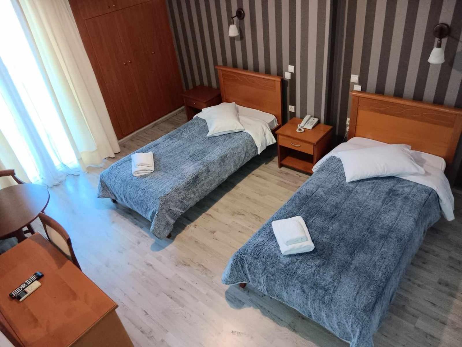Hotel Liberty Missolonghi Ngoại thất bức ảnh