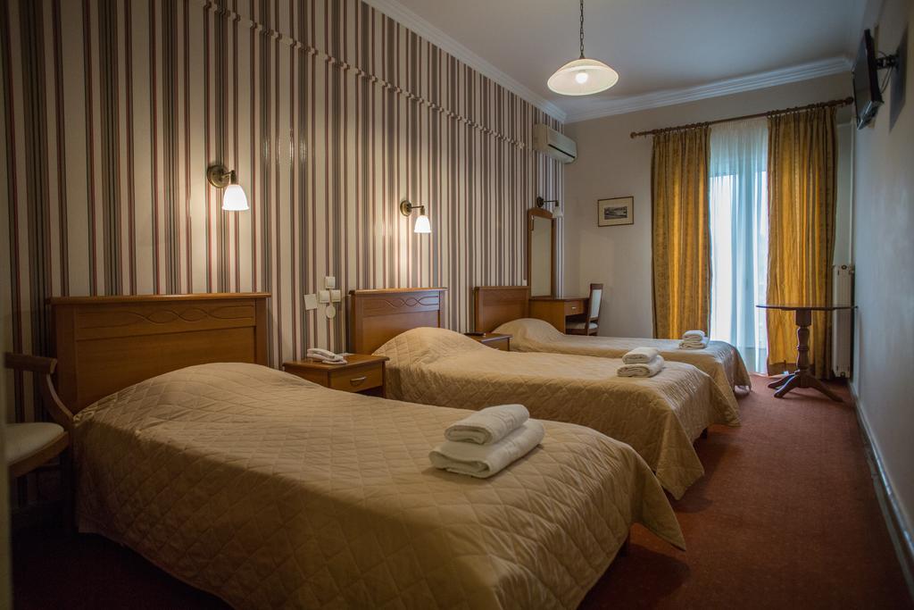 Hotel Liberty Missolonghi Ngoại thất bức ảnh