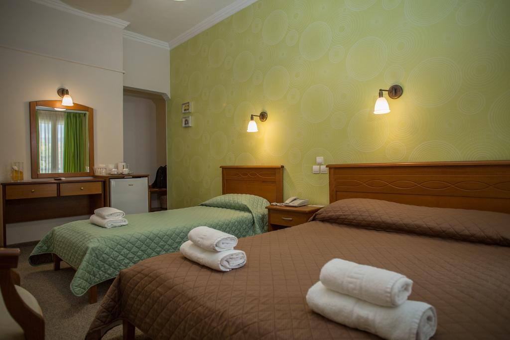 Hotel Liberty Missolonghi Ngoại thất bức ảnh