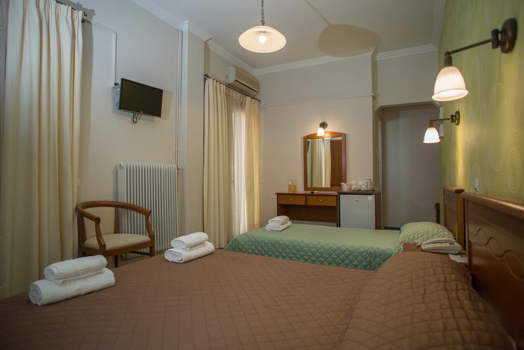 Hotel Liberty Missolonghi Ngoại thất bức ảnh