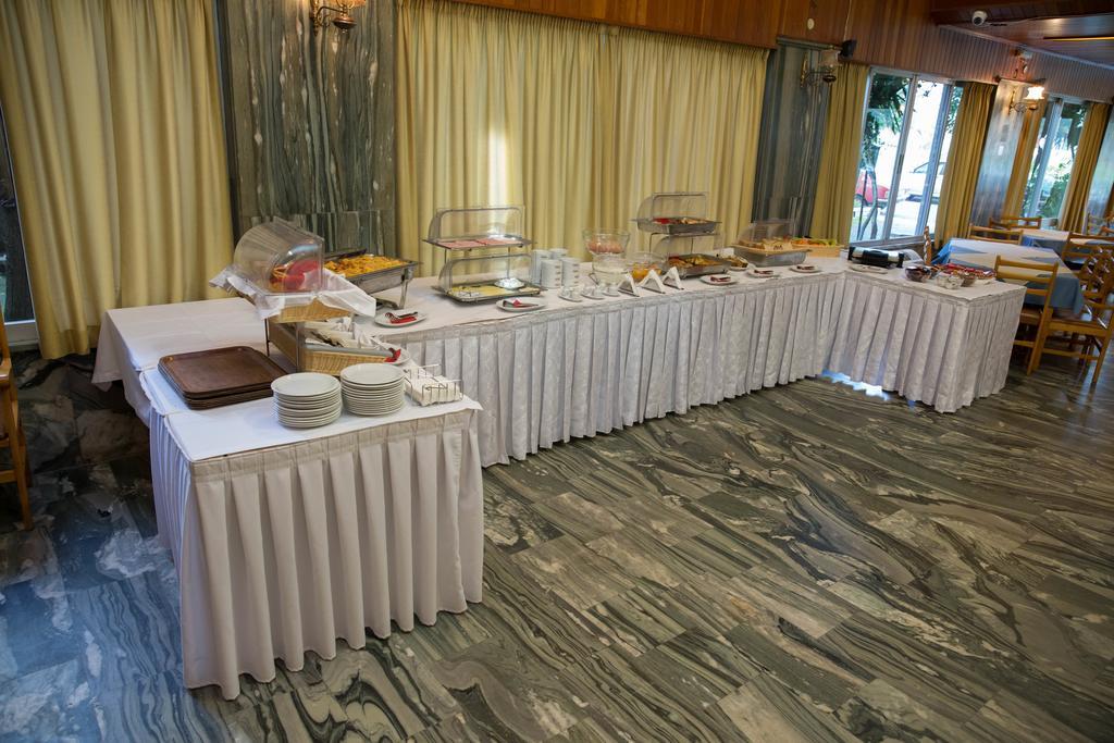 Hotel Liberty Missolonghi Ngoại thất bức ảnh