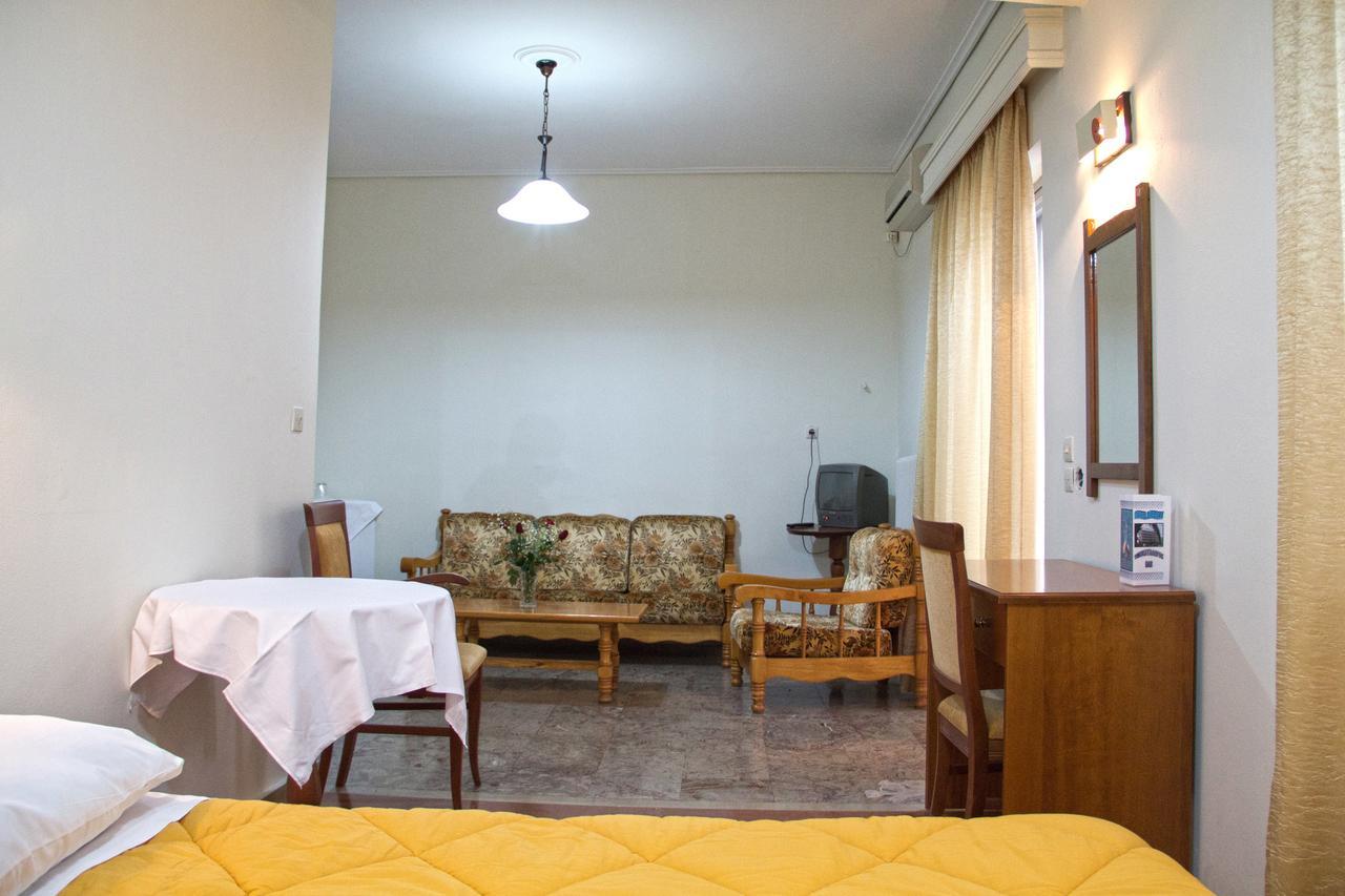 Hotel Liberty Missolonghi Ngoại thất bức ảnh